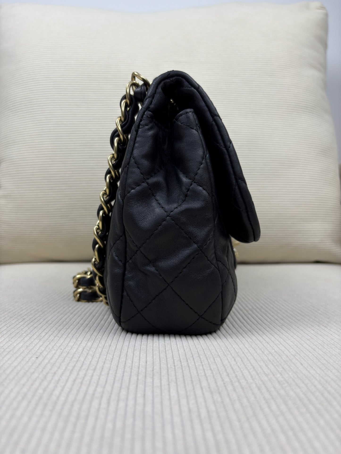 Chanel Medium Black GHW