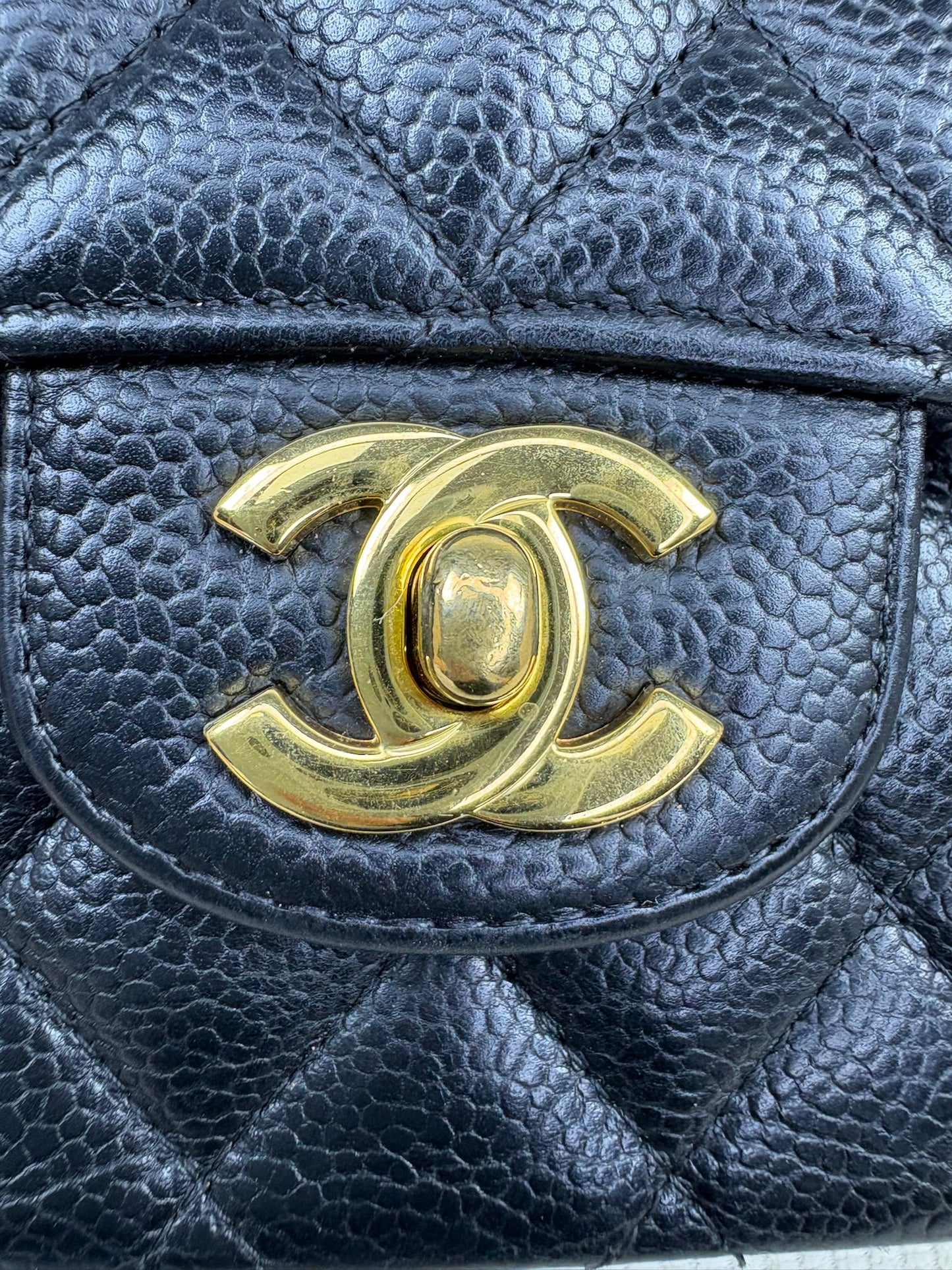 Chanel Medium Caviar GHW