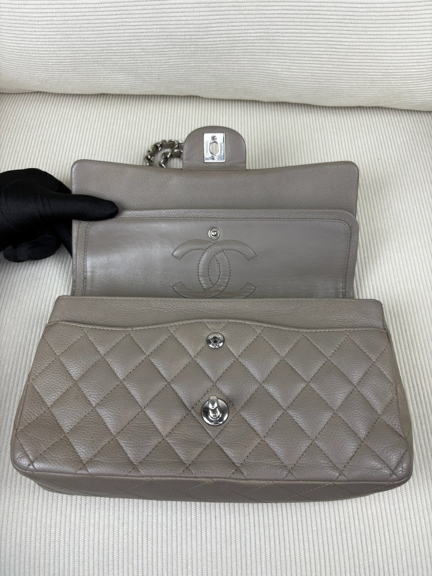 Chanel Caviar Medium SHW