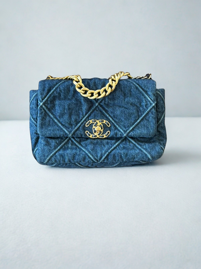 Chanel 19