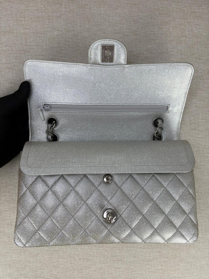 Chanel 21k Medium Caviar GHW