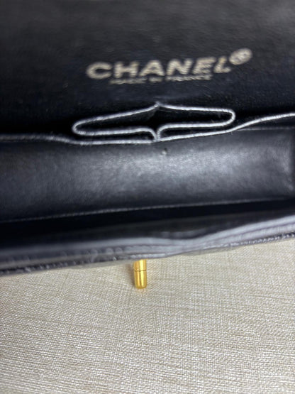 Chanel Medium Caviar  GHW