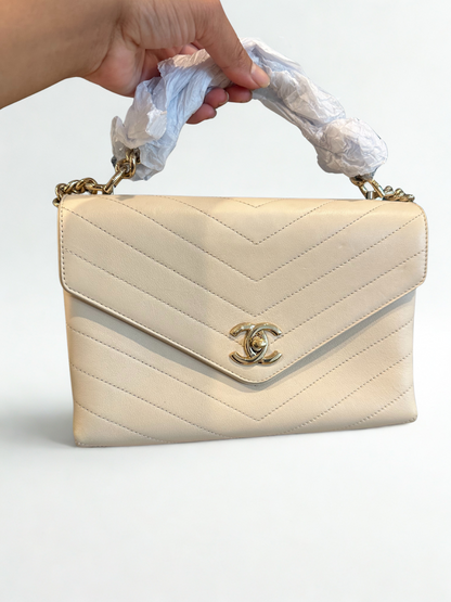 Chanel Chevron GHW
