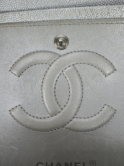 Chanel 21k Medium Caviar GHW