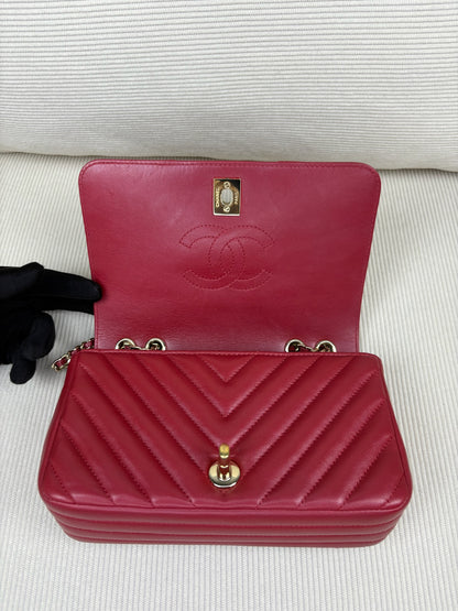 Chanel Chevron Red GHW