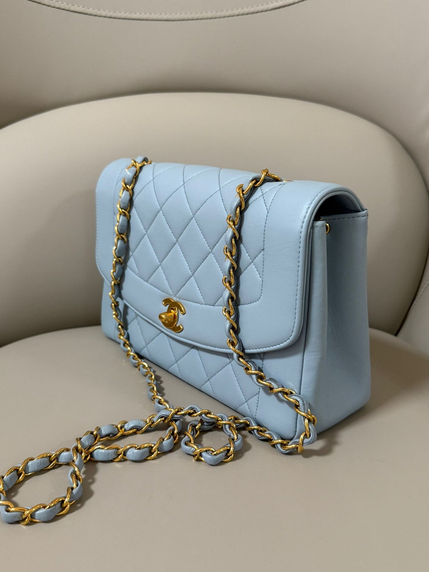 Chanel Diana GHW
